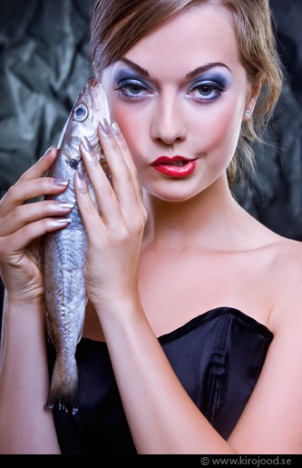   model: elizabeth gartinger; makeup: elina andersson (301) © katrin kirojood